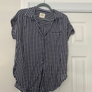 American Eagle button up size medium